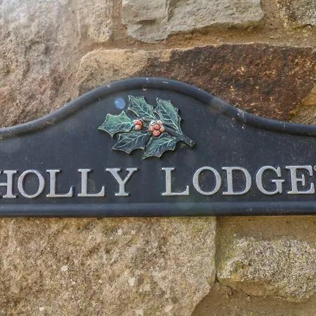 Holiday home Holly *